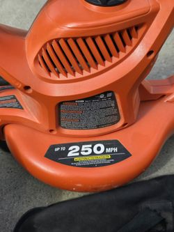 Black + Decker Leaver Blower And Leaf Vacuum