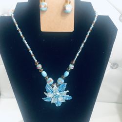 HANDMADE NECKLACE SET
