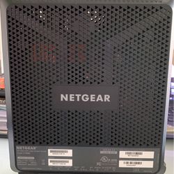 NETGEAR AC 1900 WiFi Cable Modem Router