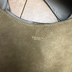 coach m2457-cw637 purse $140 OBO
