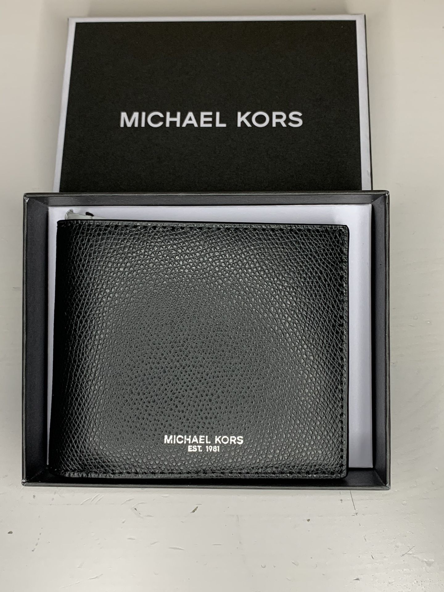 Michael Kors Men Wallet 100% Authentic