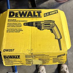 Dewalt Heavy Depth Sensitive Teks Screwdriver 6.5 Amps DW266