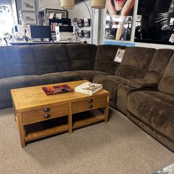 Amazing Reclining Sectional! $1799 🤎📦✨
