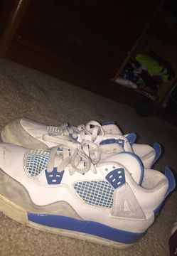 Jordan 4 military blue(needs slight repainting)
