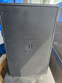 JBL Control 30 250W 10-inch Indoor / Outdoor Non-powered Speaker - Black