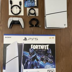 PS5 Fortnite bundle with dlc