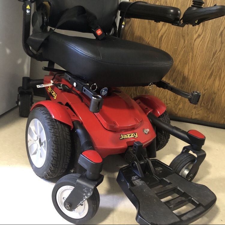 Jazzy Powerchair 2021 With Extra Battery