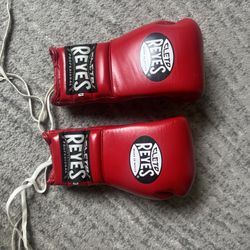 Cleto Reyes Gloves 16oz