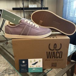 REVITALIGN Women's Farrah Sneaker Size 6.5