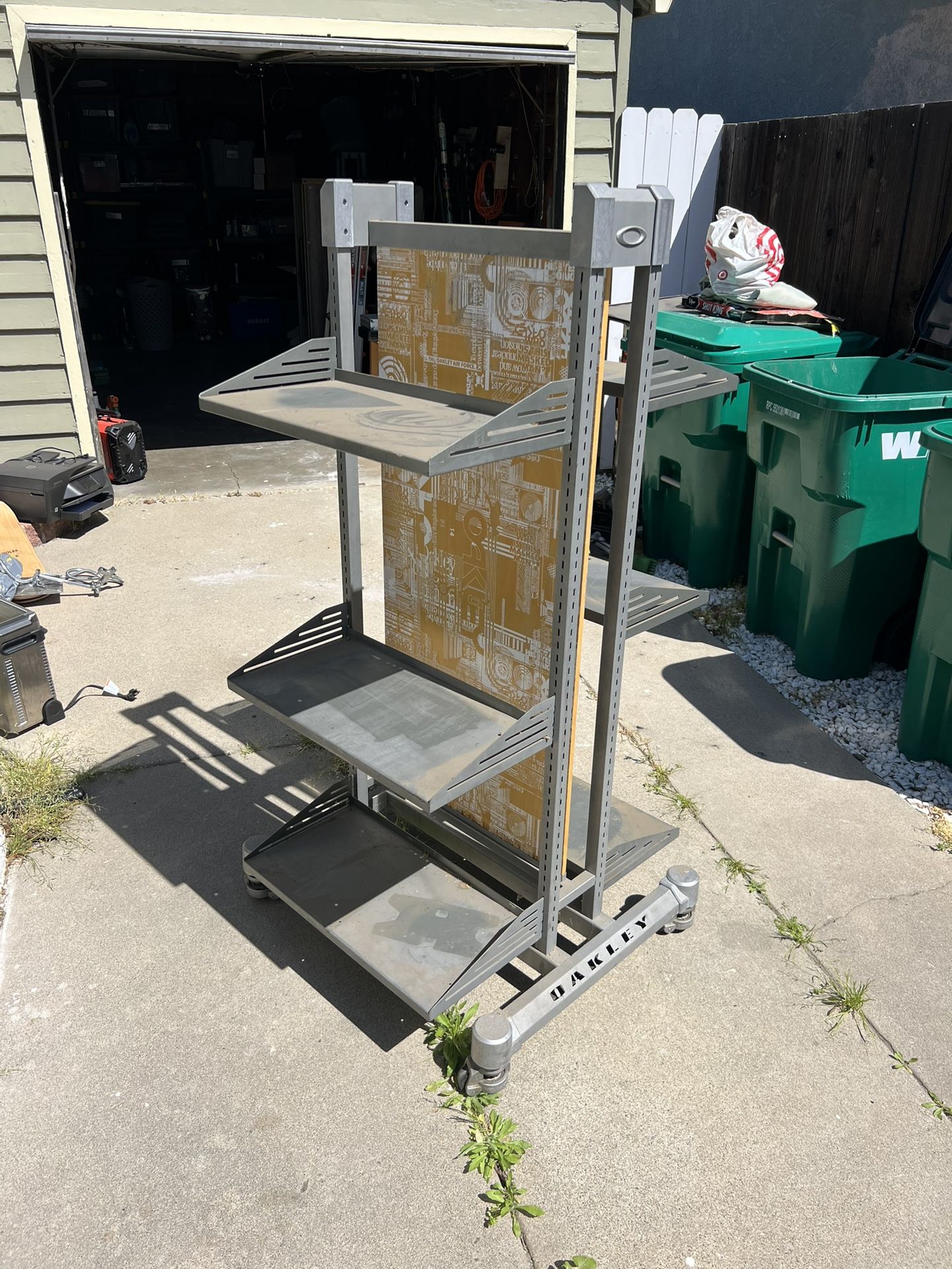 Shelving unit