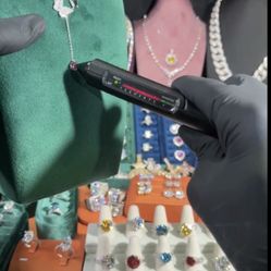 1 CT Diamond Tested VS1 Pink Butterfly 🤤 With Chain