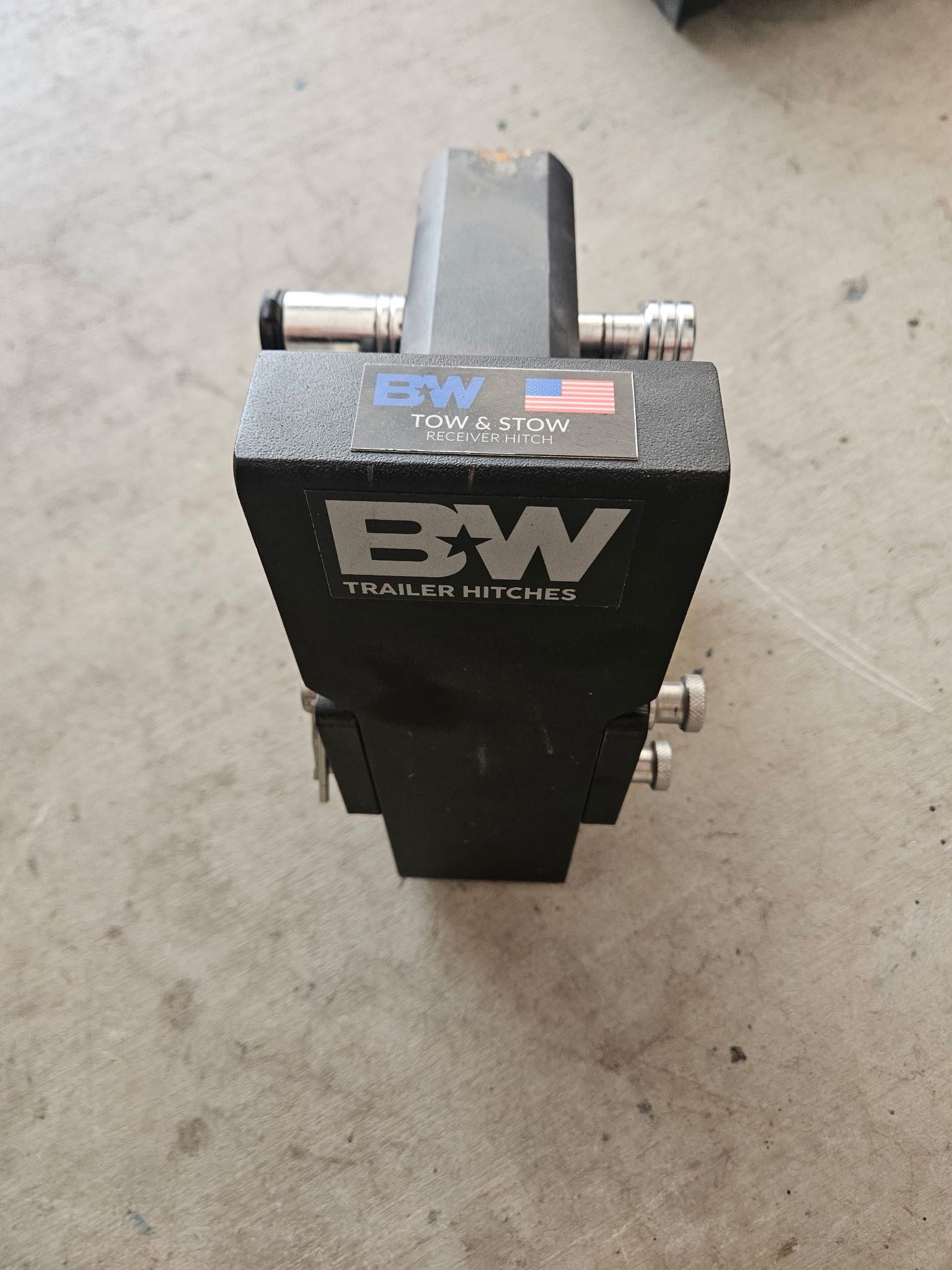 B&W Tow And Stow Hitch $300