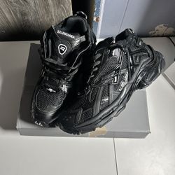 Black Balenciagas Runners