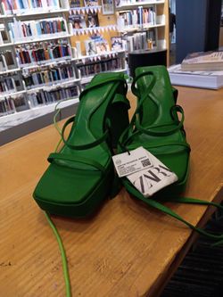 Zara Heel Sandal Size 10