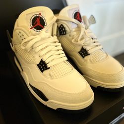 Sz. 10.5 Mens Jordan 4 FC 