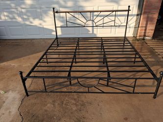 Queen size metal bed frame with light