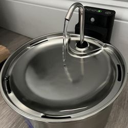 Wireless Cat Water Fountain [Water & Battery Separation] Stainless Steel Automatic Pet Water Dispenser, 4000mAh Battery Operated Water Fountains for C
