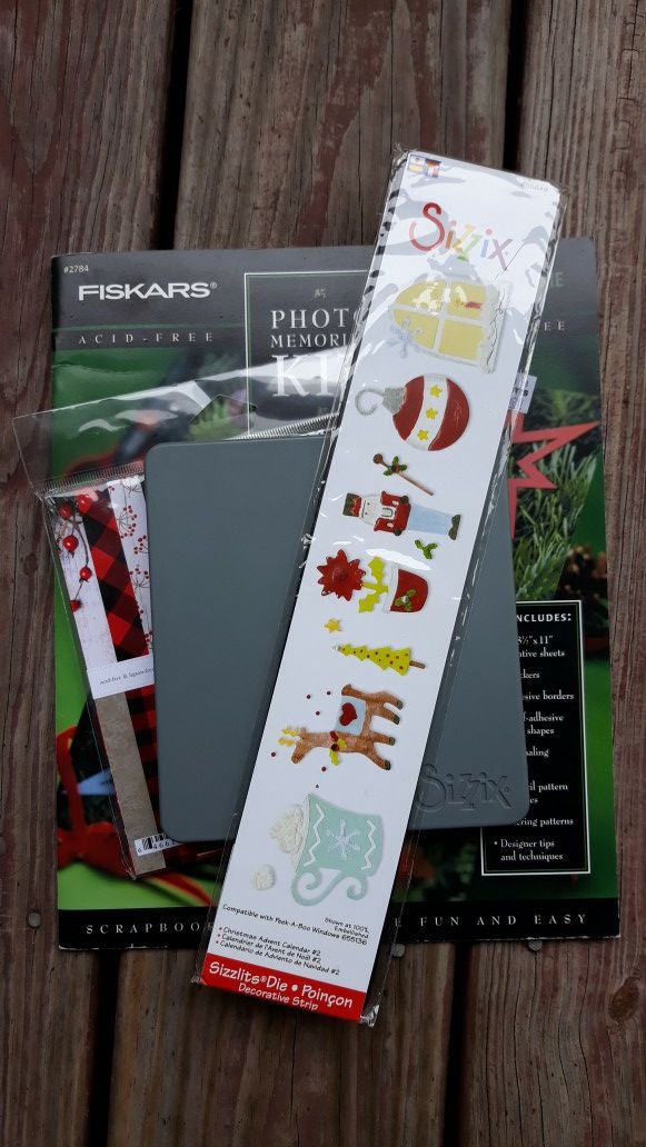 Sizzix Christmas Paper Crafting Card Making Pack