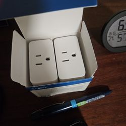 Smart Plugs