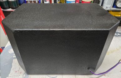 Polaris rzr pro custom subwoofer box
Look at the pictures!!!