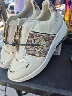 Dkny shoes women size 7 .5