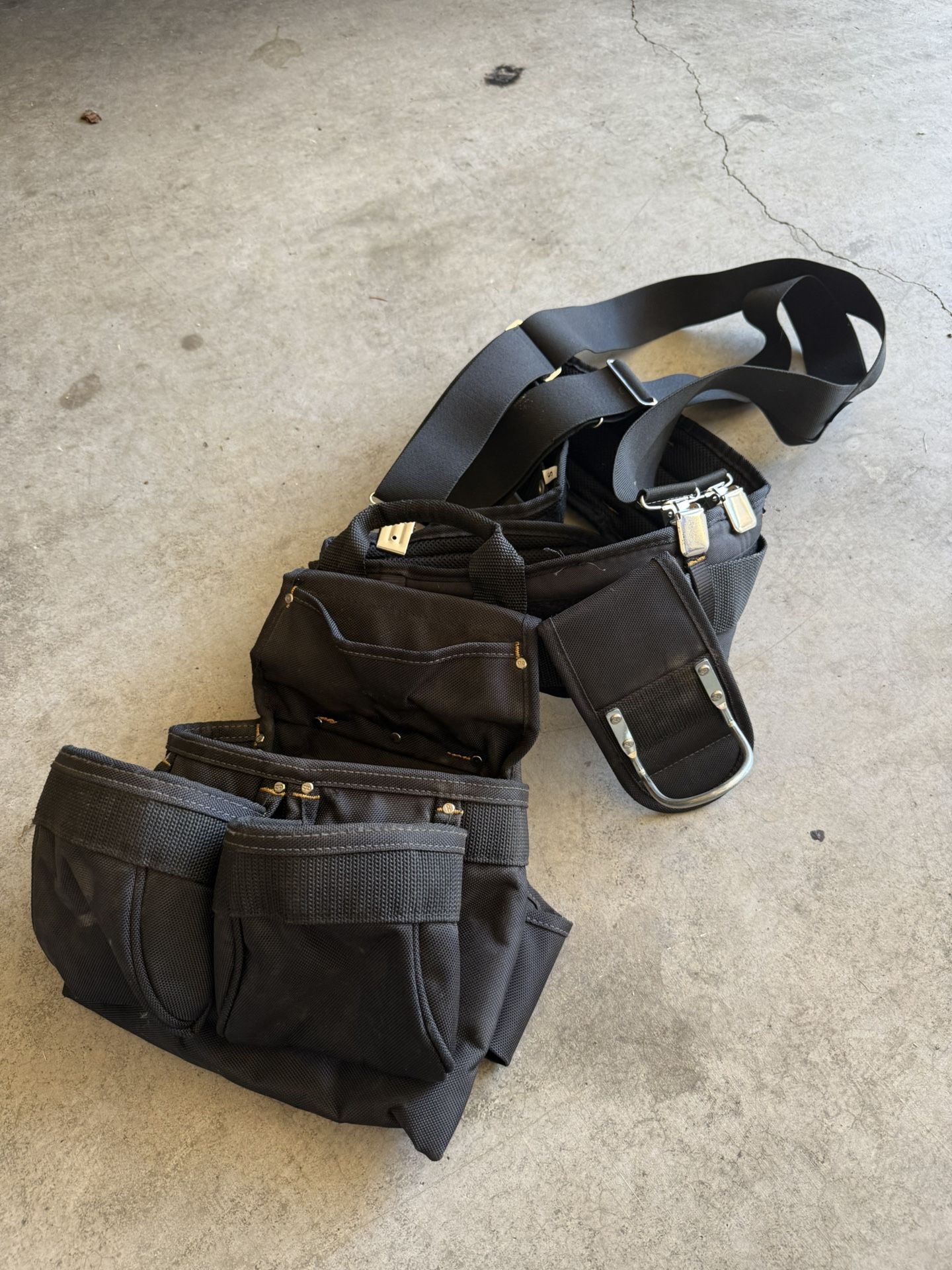 CLC Work Gear Electrical And Maintenance Tool Carrier