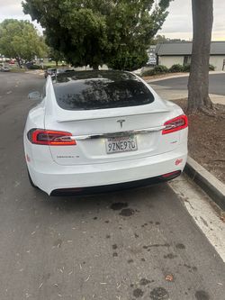 Telsa model s 75D