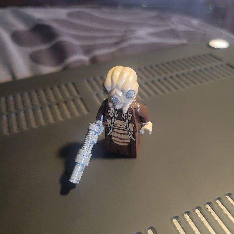Zuckuss Lego Minifigure