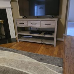 HISENSE  50  INCH  TV    