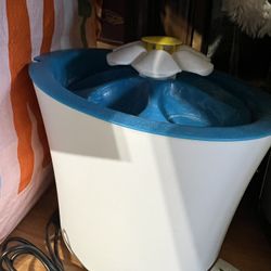 Drinking Fountain For Cat 