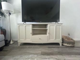 White Wood TV Stand with Cabinet Storage
