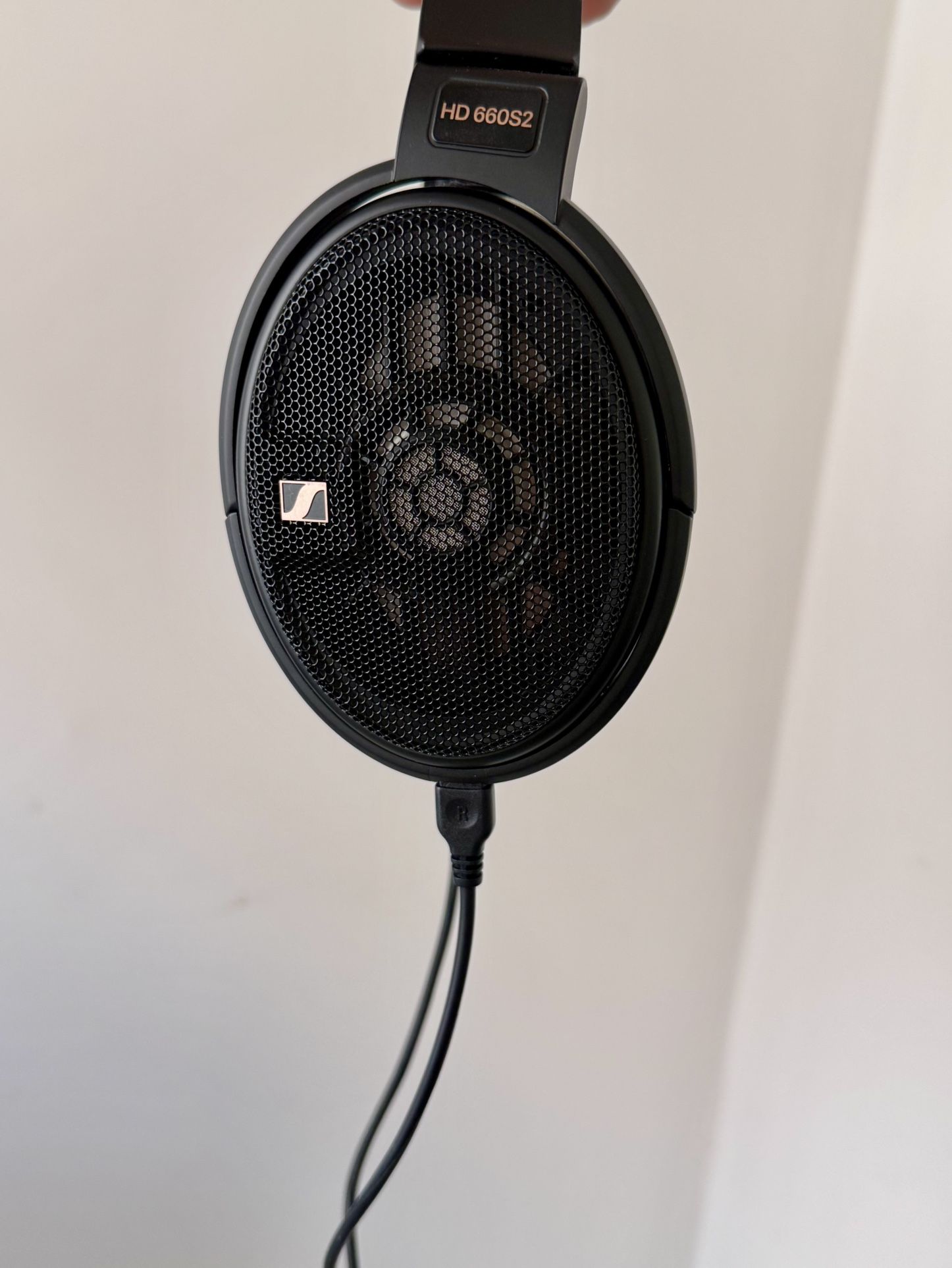 Sennheiser HD 660S2 Open-Back Audiophile Headphones – Excellent Condition