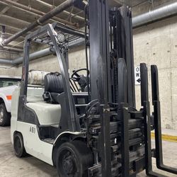 2019 NISSAN forklift for sale 7000 Lb,3 Stage, Side Shift , Single Double 