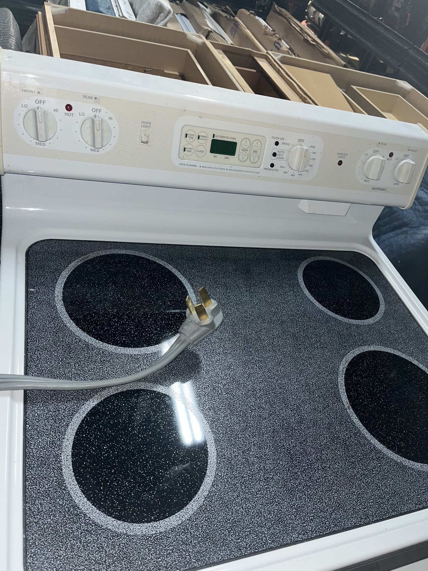 Glass Top Electric Stove / Oven
