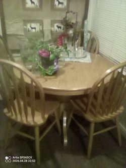 Oak kitchen table