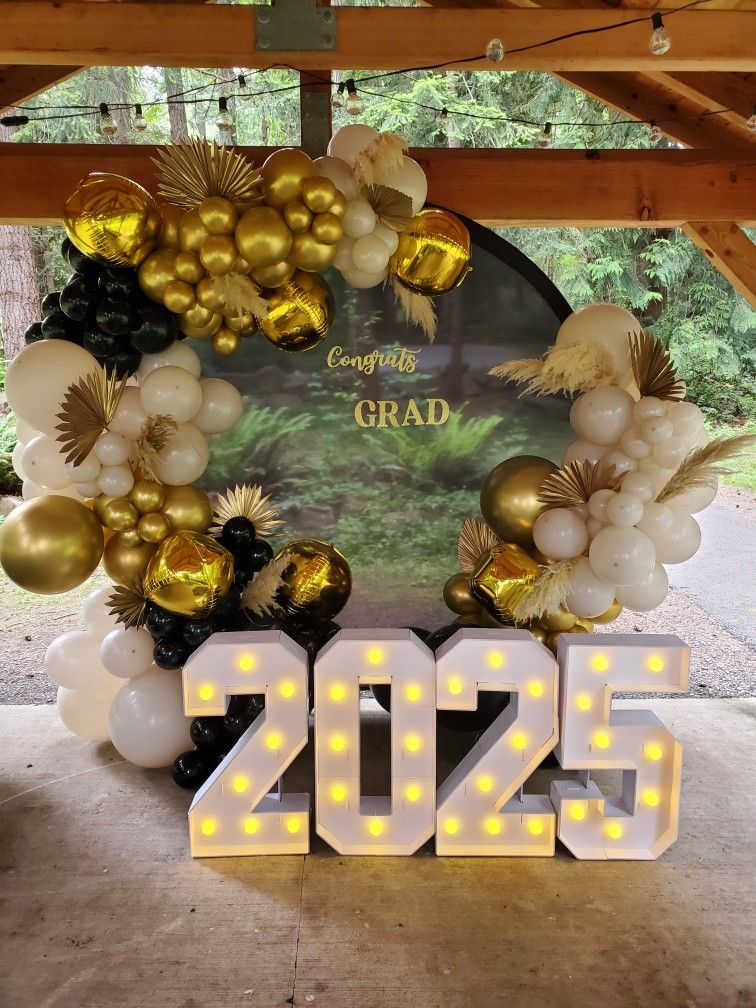 Can Decorate Your Event!!Balloon Garland Decor And More.