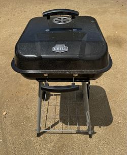 Charcoal grill