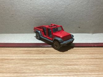 Matchbox Loose / 20 Jeep Gladiator / Red