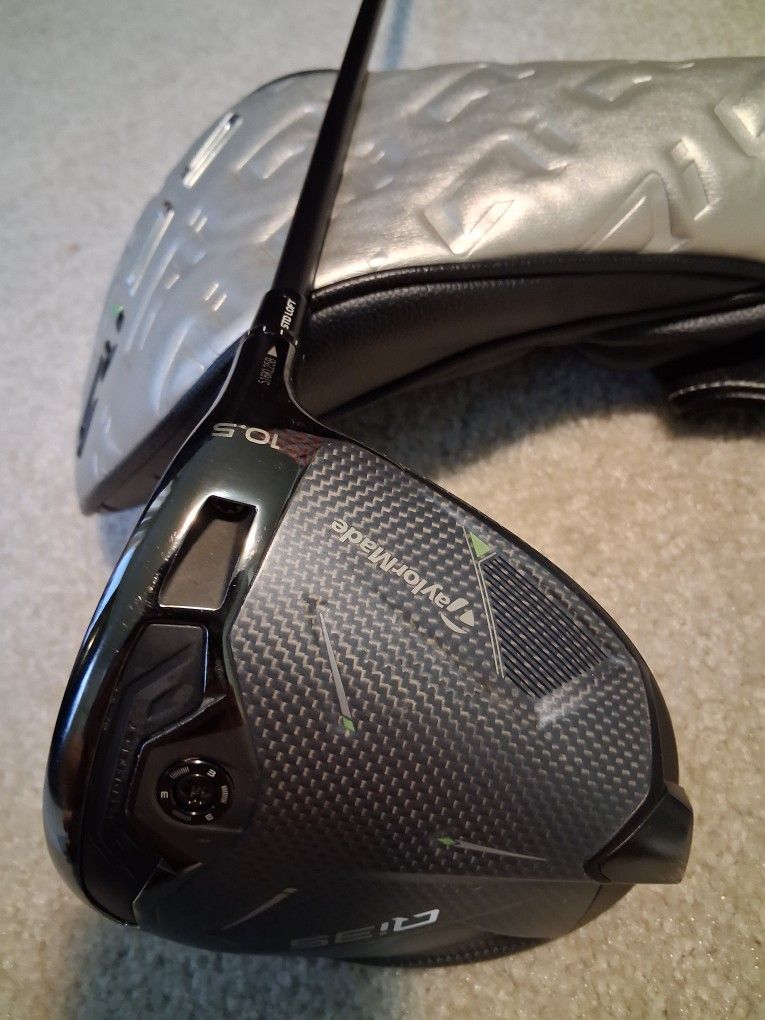 Taylormade Qi35 Driver
