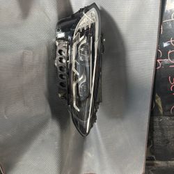 2021 2024 BMW 430! Right Headlight 