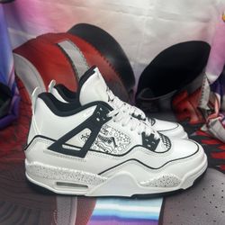 Jordan Retro 4 “DIY” 