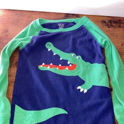Toddler long sleeve shirt size 3T