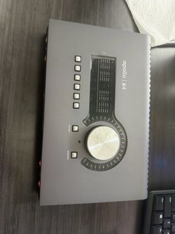Audio Interface - Universal Audio Apollo x4 - 114 plugins included