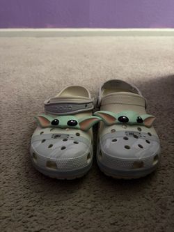 Crocs Star Wars Grogu Classic Clogs