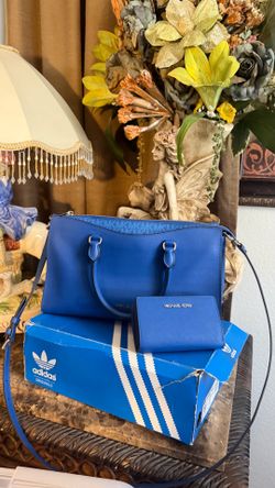 Michael Kors purse & wallet