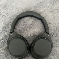 Sony Headphones WH-1000XM4