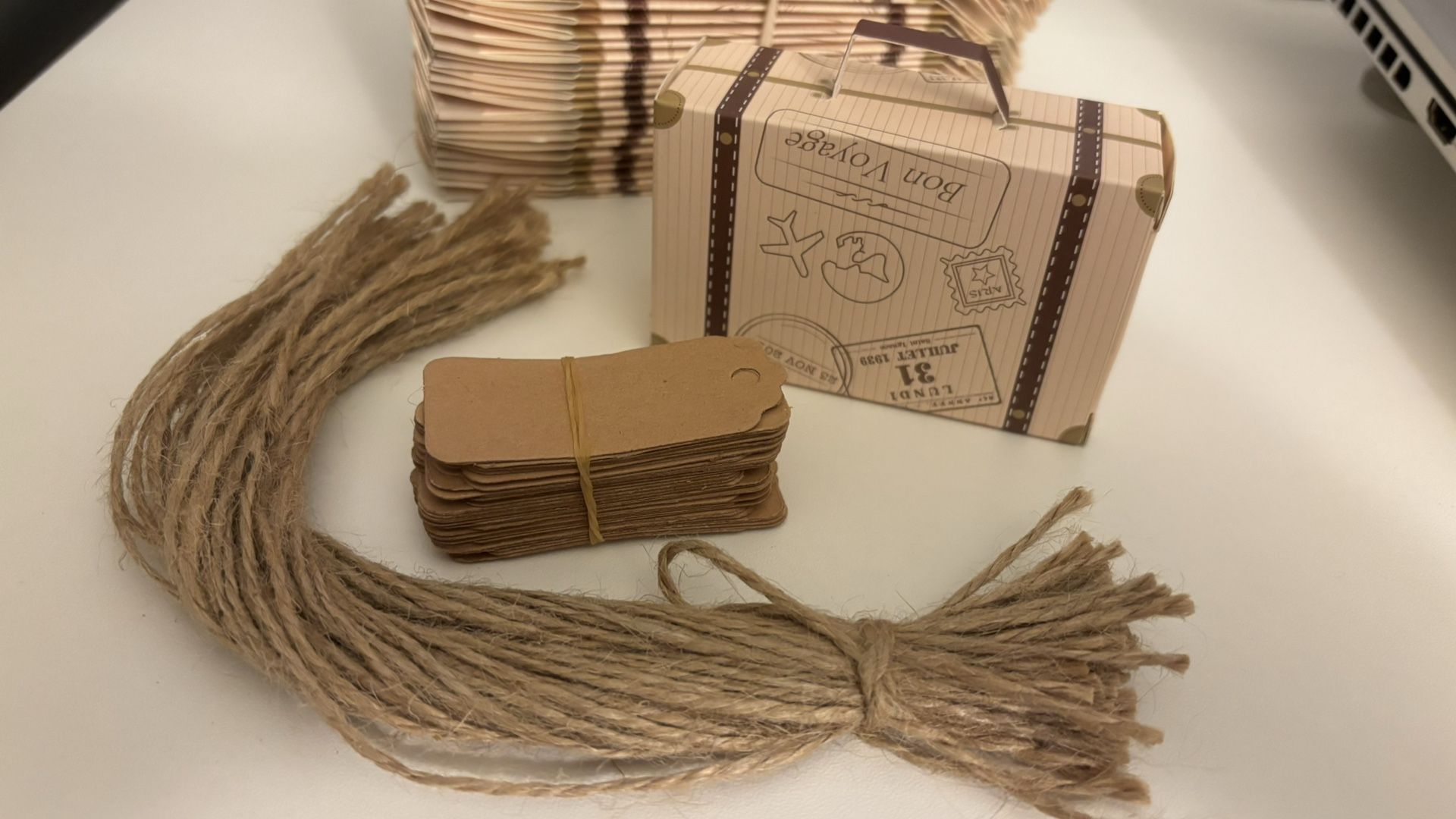 Mini Paper Suitcases (Favors Boxes)