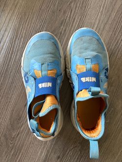 Boys Nike size 1.5 Y