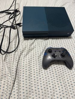 Xbox One S (blue)