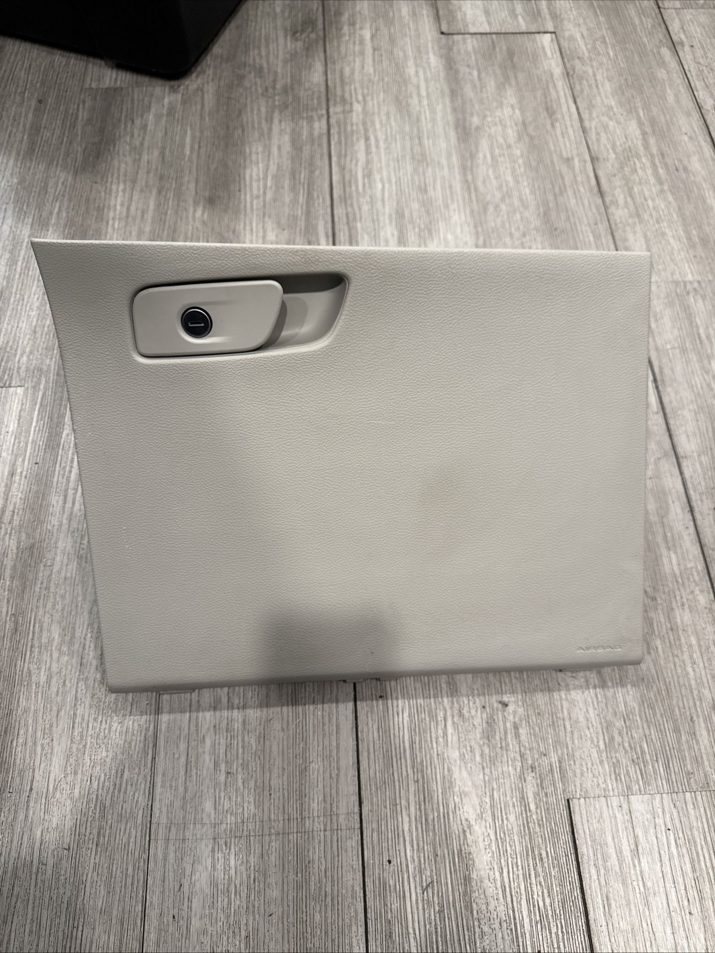 2017-2024 Chrysler Pacifica Dash Glove Box Storage Compartment 5RL34PD2AE OEM